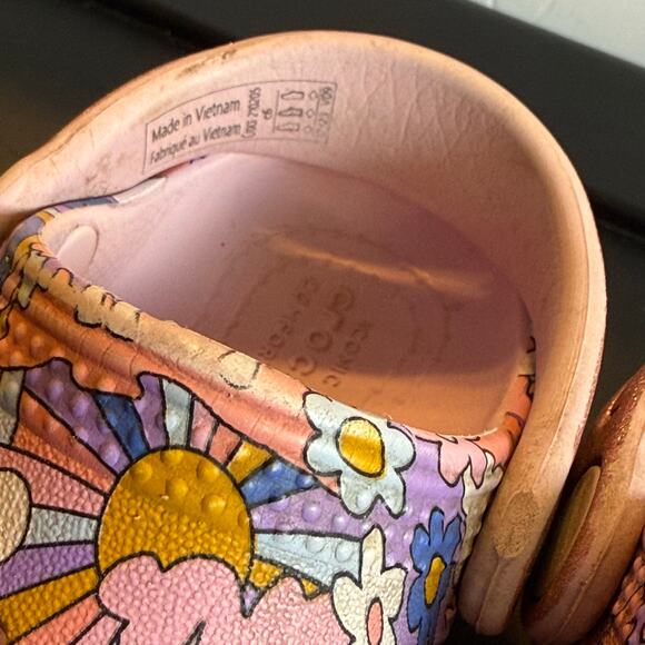 Crocs Classic Kids Clogs C6 Pink Unicorn Rainbow Print Slip-On Shoes - Picture 6 of 11
